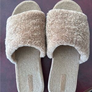 Vince Tan Fuzzy Slippers